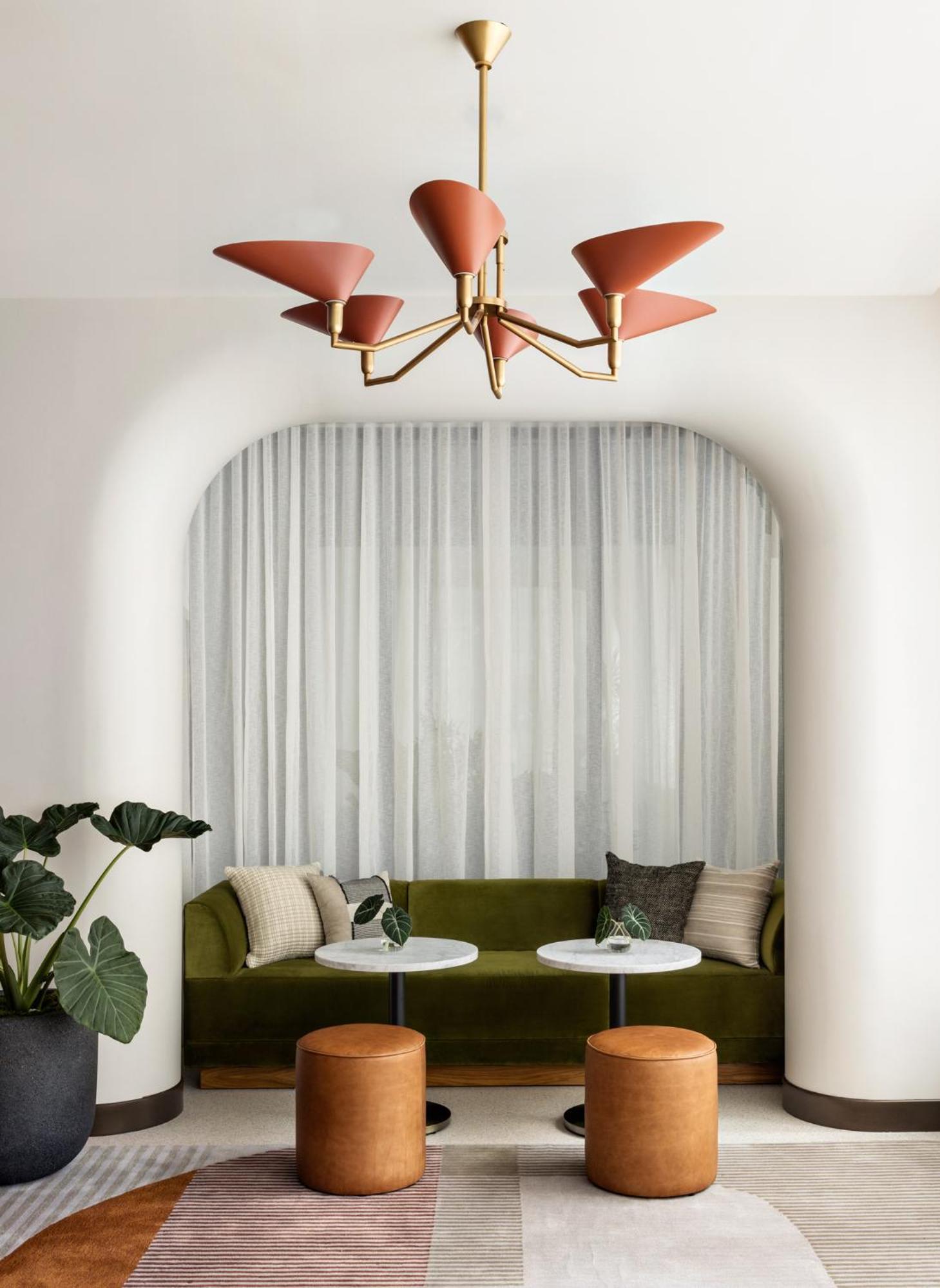Kimpton Theta New York - Times Square By Ihg Hotel Luaran gambar The interior of the hotel